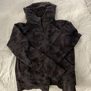 Lulu lemon scuba hoody in camo